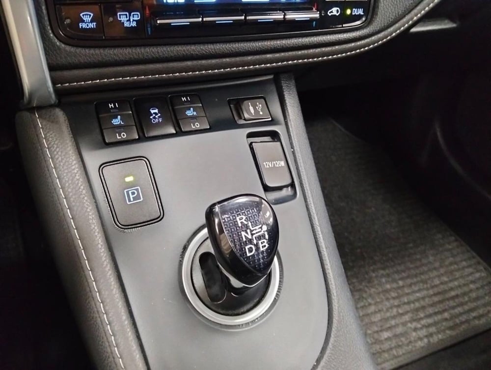 Toyota Auris usata a Como (20)