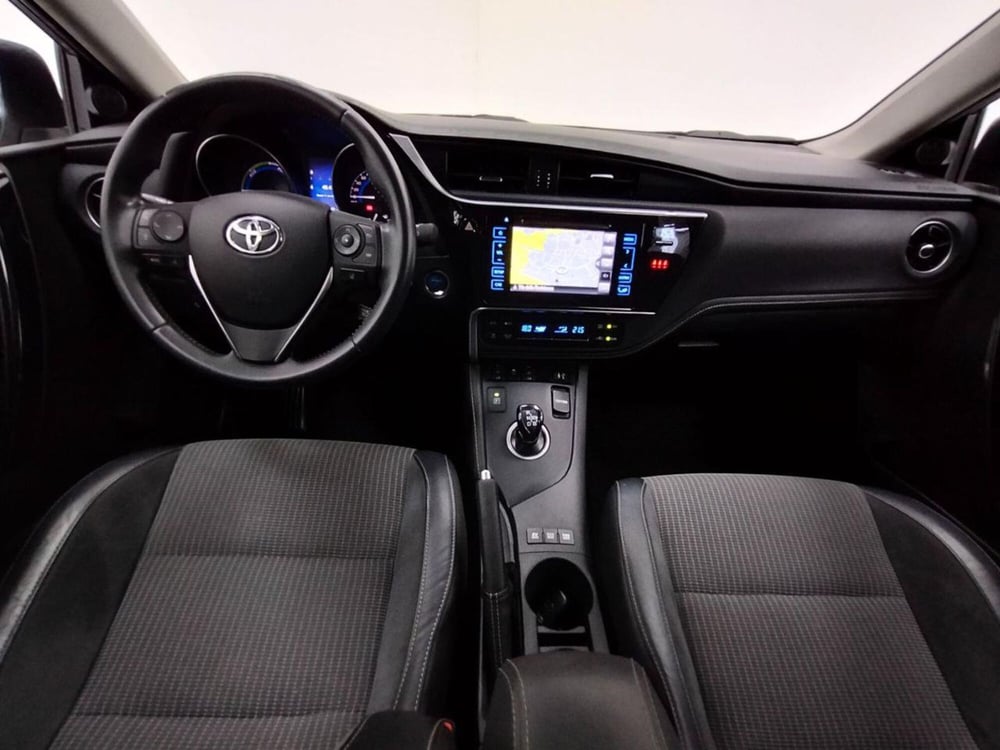 Toyota Auris usata a Como (4)