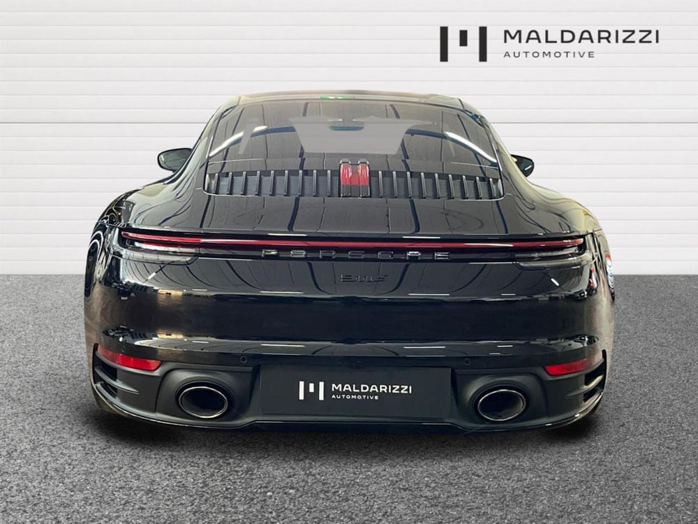 Porsche 911 Coupé usata a Bari (3)