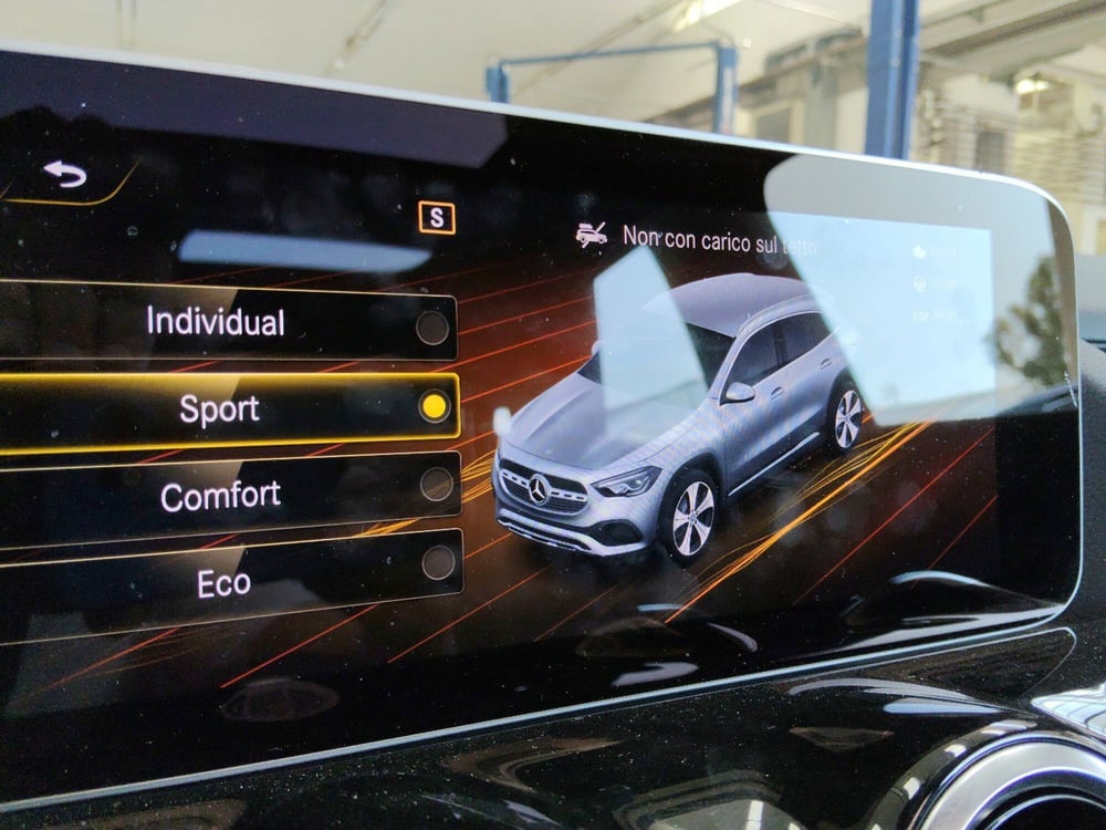 Mercedes-Benz GLA SUV usata a Pescara (20)