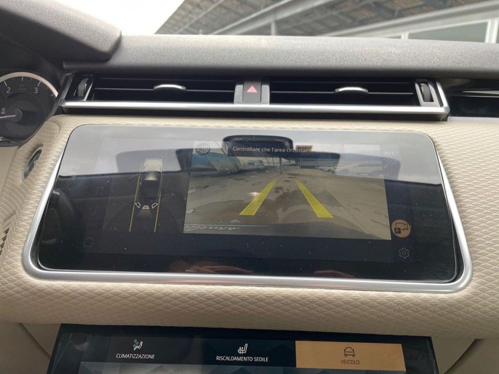 Land Rover Range Rover Velar usata a Macerata (18)