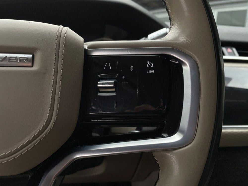 Land Rover Range Rover Velar usata a Macerata (19)