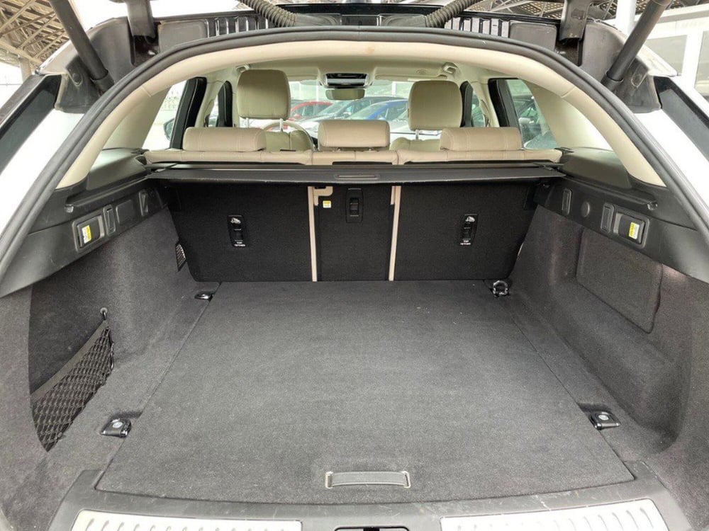 Land Rover Range Rover Velar usata a Macerata (7)