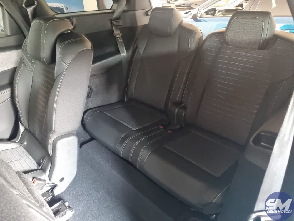 Peugeot 5008 nuova a Firenze (7)