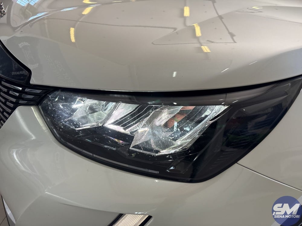 Peugeot 2008 usata a Firenze (9)