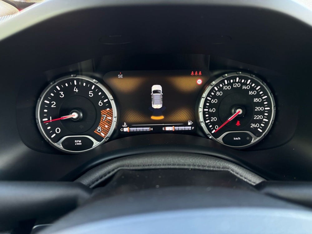 Jeep Renegade usata a Pavia (13)