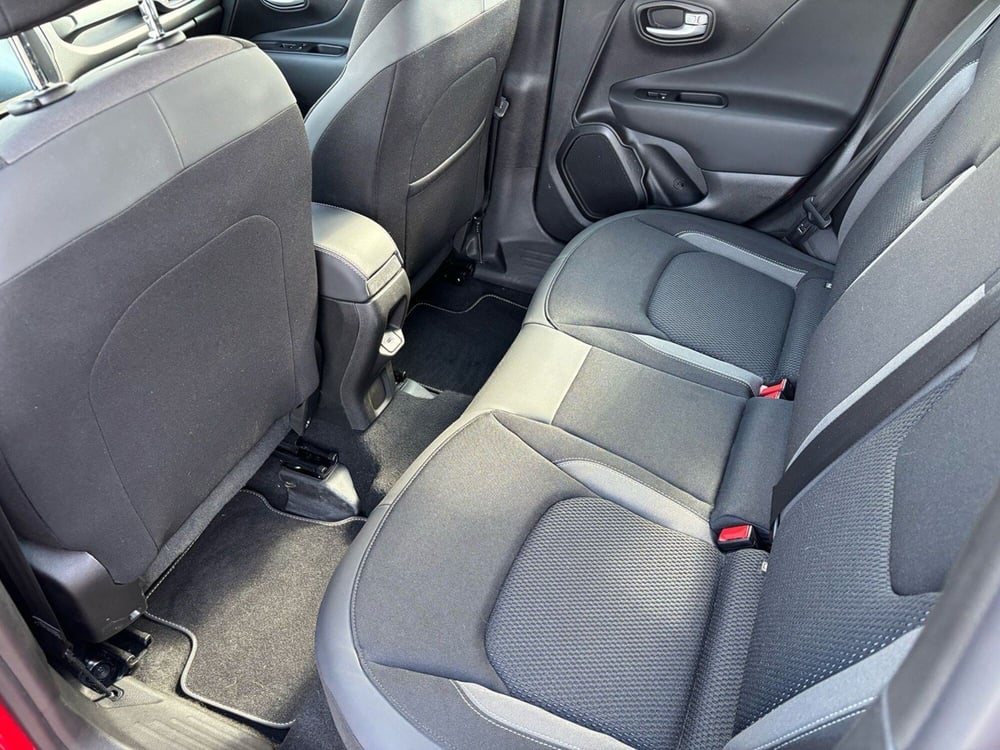 Jeep Renegade usata a Pavia (14)