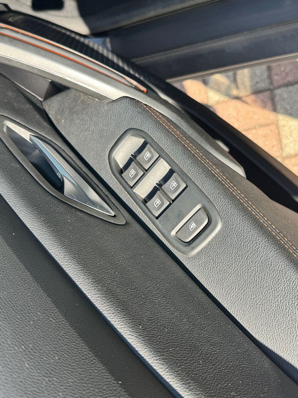 Dacia Duster usata a Pavia (5)