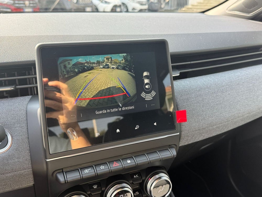 Renault Clio nuova a Pavia (13)