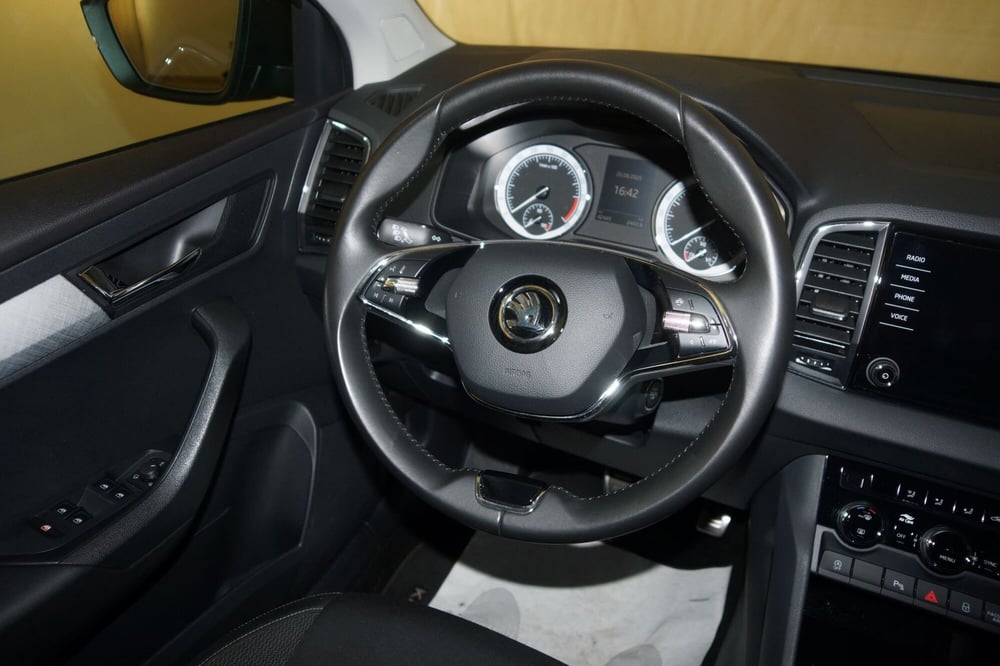 Skoda Karoq usata a Torino (17)