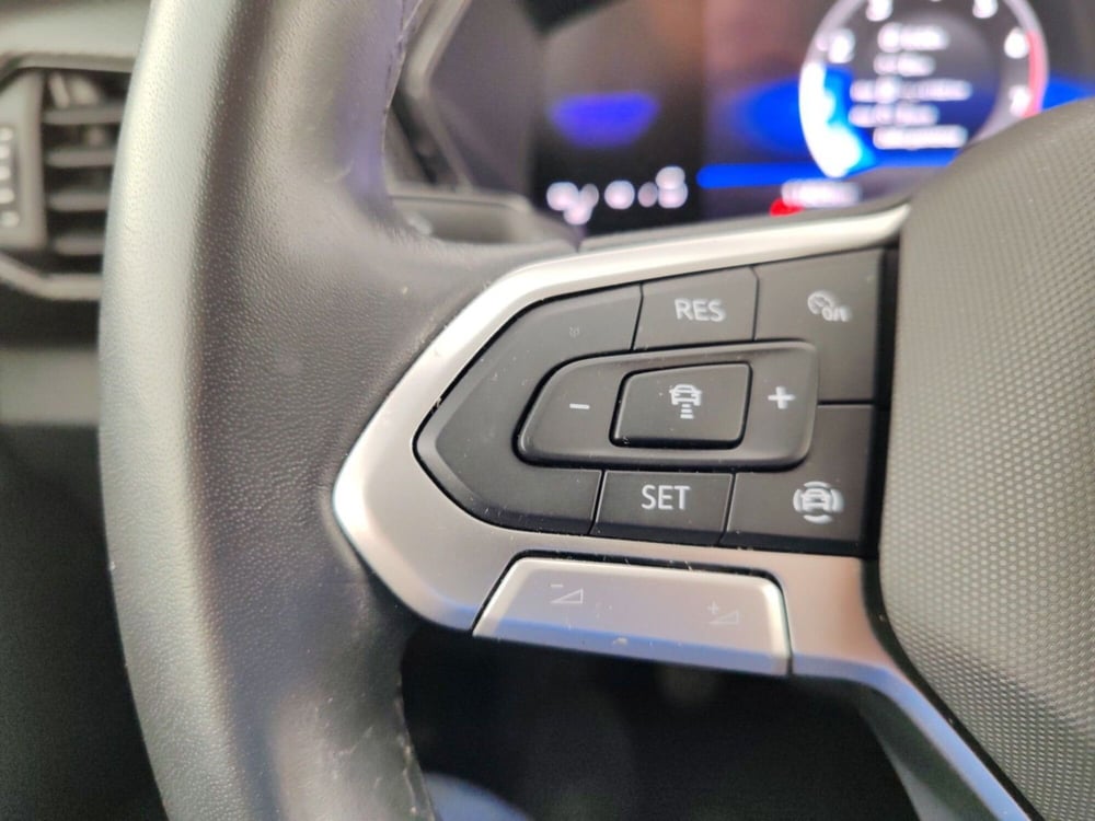 Volkswagen T-Cross usata a Massa-Carrara (14)