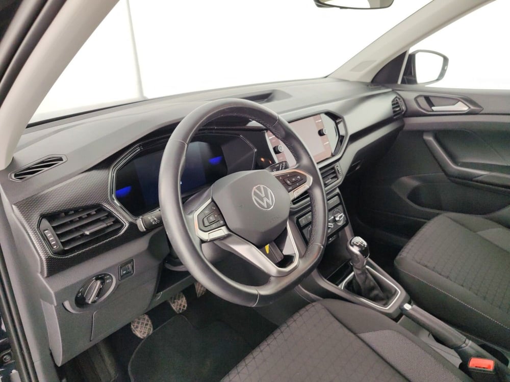 Volkswagen T-Cross usata a Massa-Carrara (8)