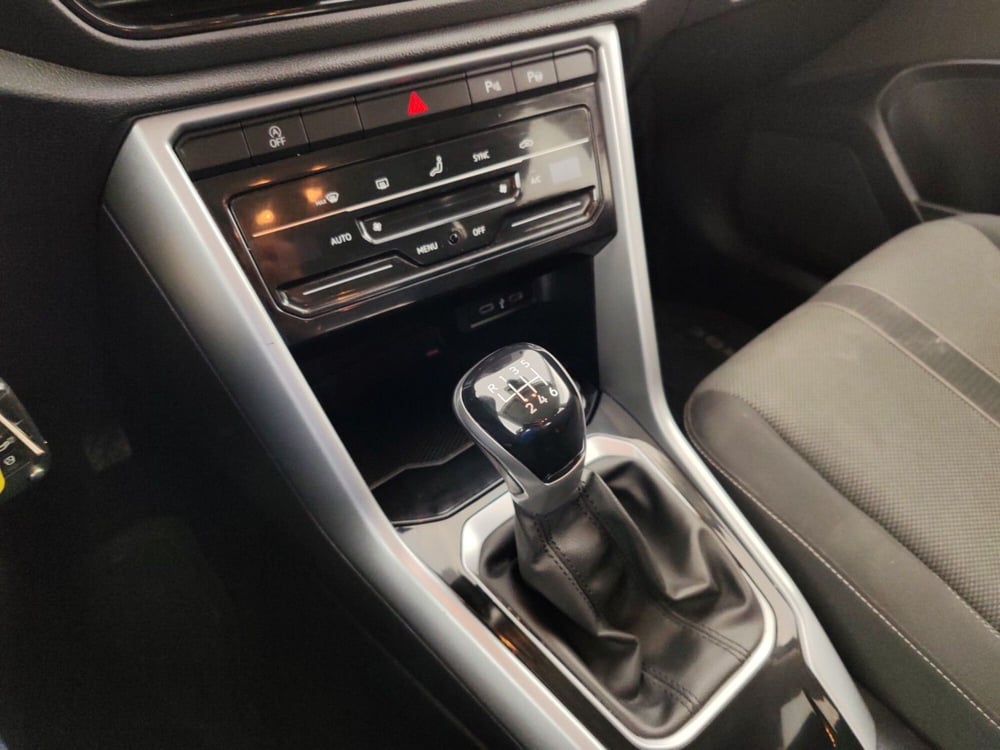 Volkswagen T-Roc usata a Massa-Carrara (11)