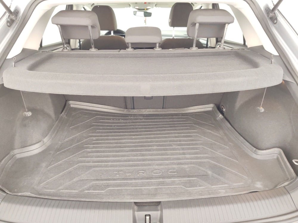 Volkswagen T-Roc usata a Massa-Carrara (16)