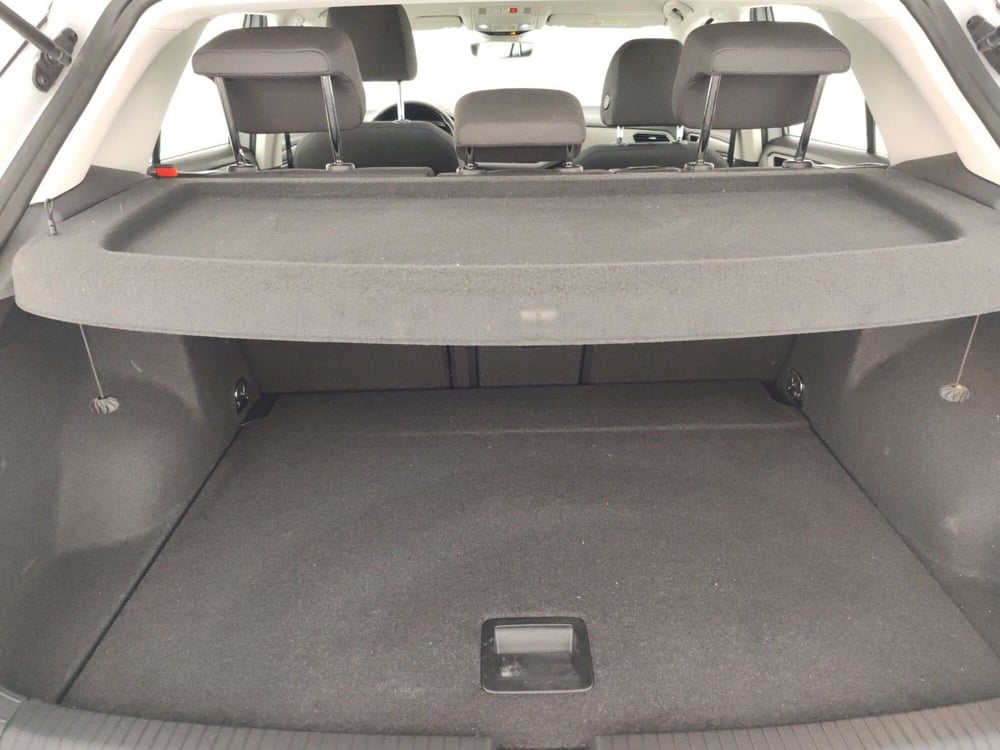 Volkswagen T-Roc usata a Massa-Carrara (16)