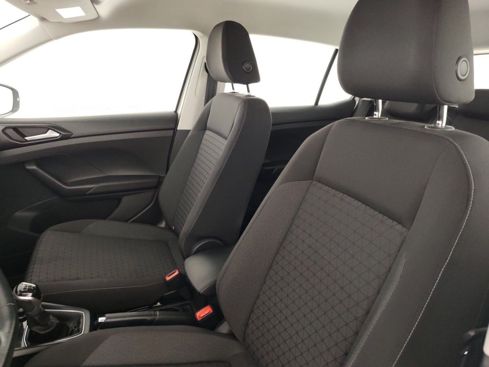 Volkswagen T-Cross usata a Massa-Carrara (9)