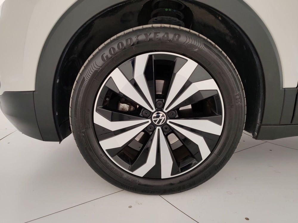 Volkswagen T-Cross usata a Massa-Carrara (6)