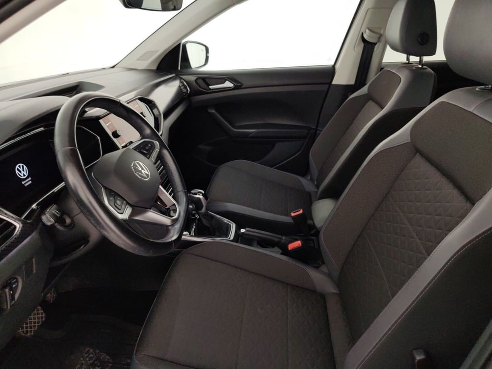 Volkswagen T-Cross usata a Massa-Carrara (7)