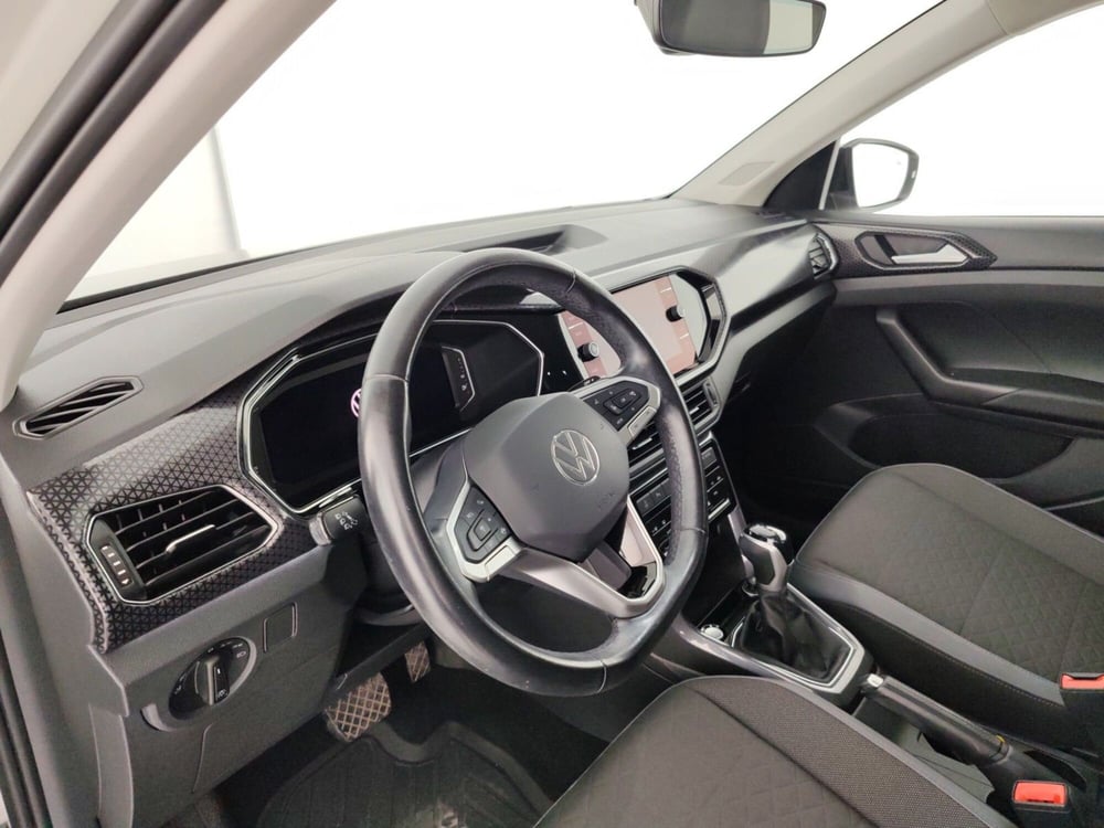 Volkswagen T-Cross usata a Massa-Carrara (8)