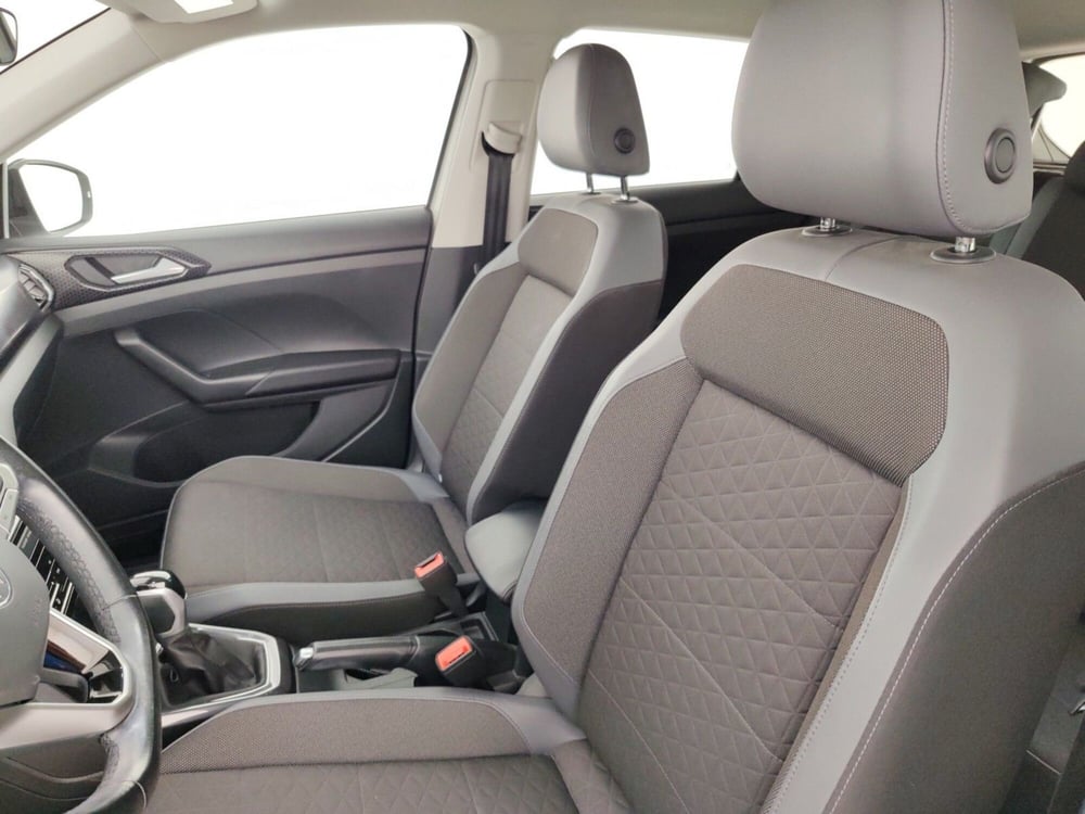 Volkswagen T-Cross usata a Massa-Carrara (9)