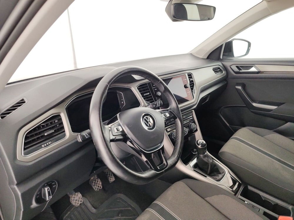 Volkswagen T-Roc usata a Massa-Carrara (8)