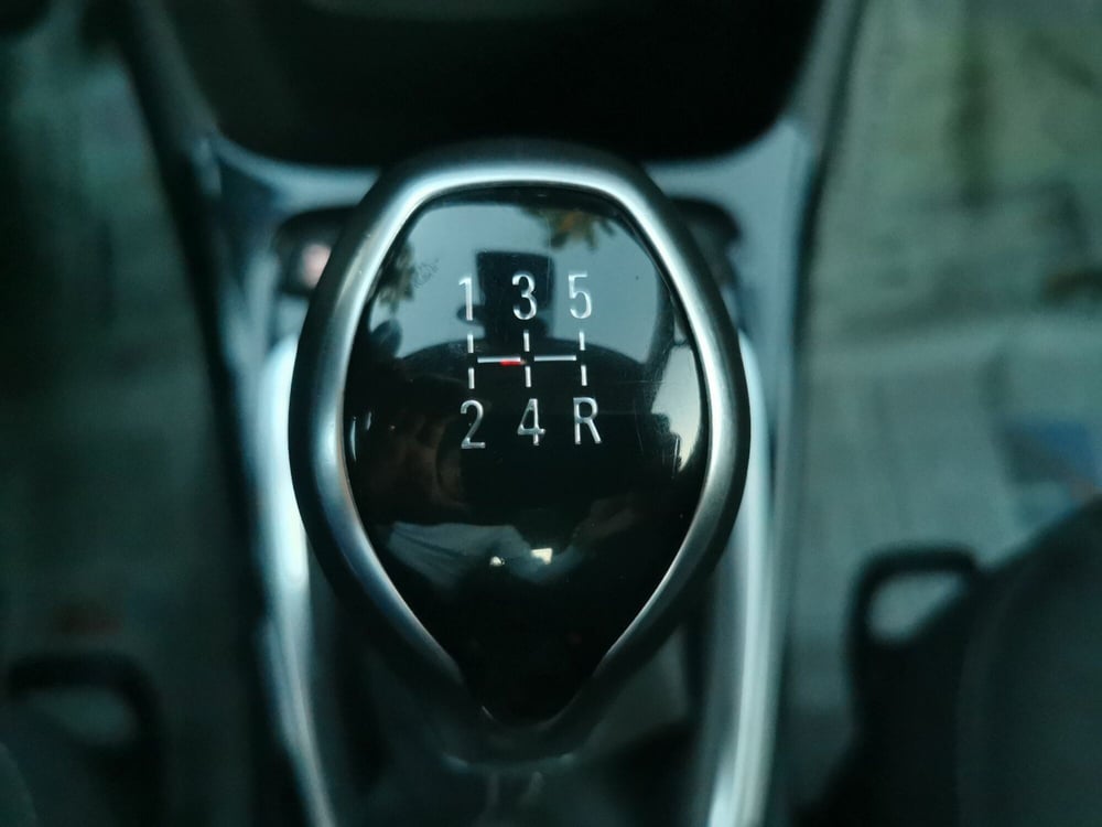 Opel Crossland usata a Taranto (18)
