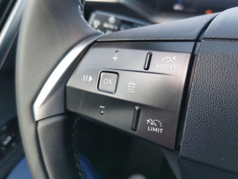 Opel Grandland nuova a Taranto (13)