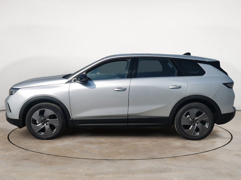 Opel Grandland nuova a Taranto (3)