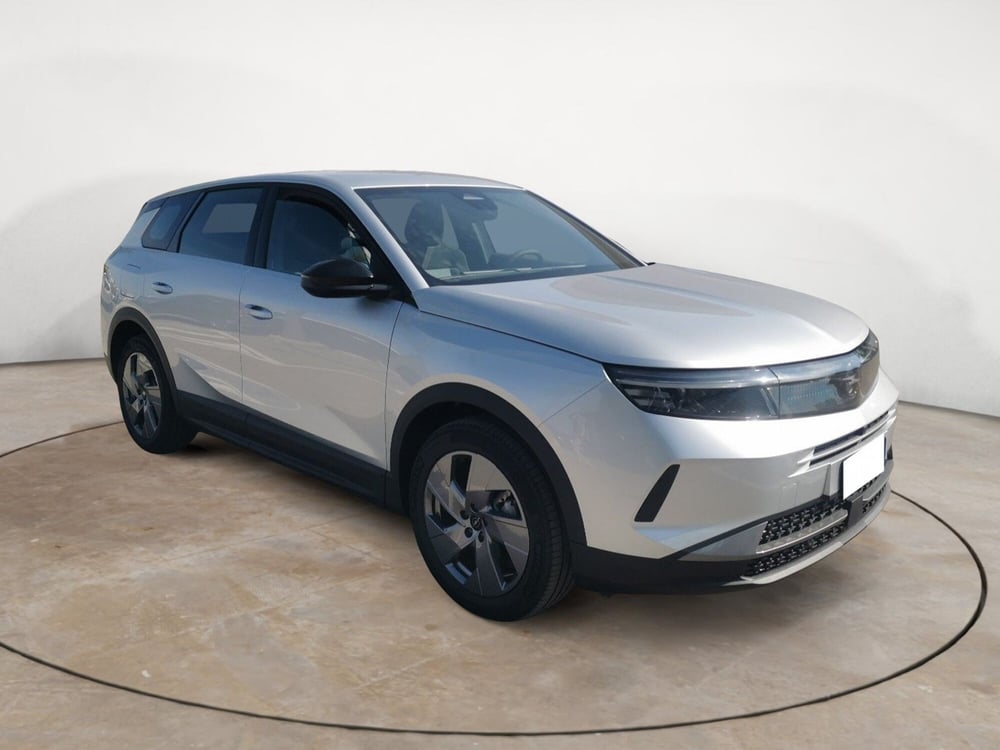 Opel Grandland nuova a Taranto (6)