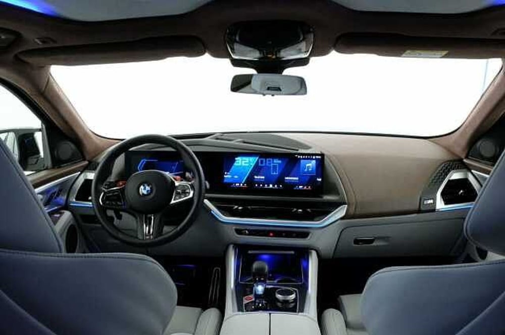 BMW XM usata a Mantova (3)