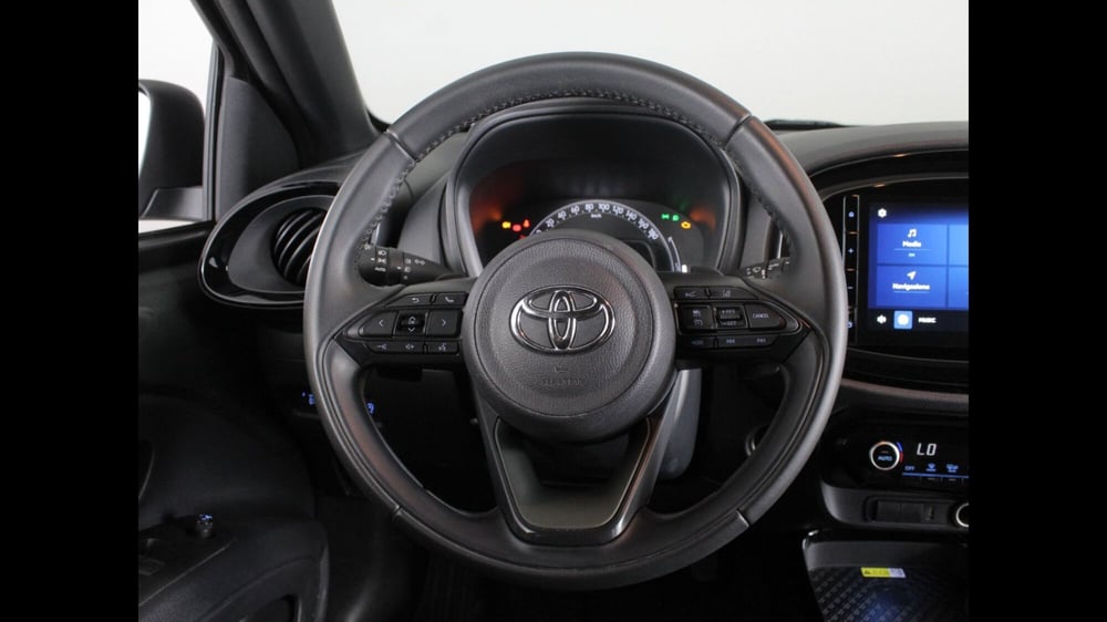 Toyota Aygo X usata a Palermo (9)