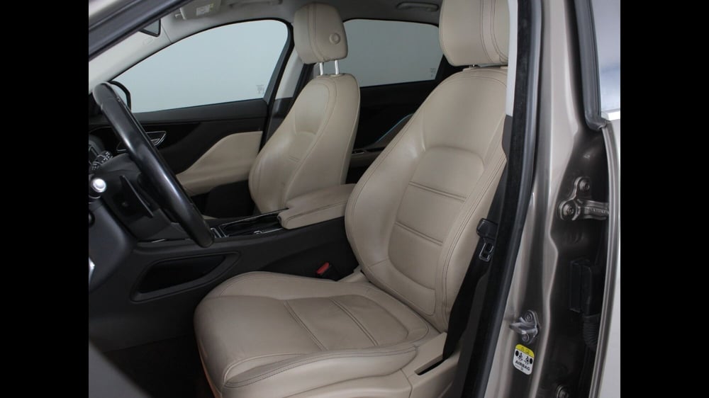 Jaguar F-Pace usata a Palermo (11)