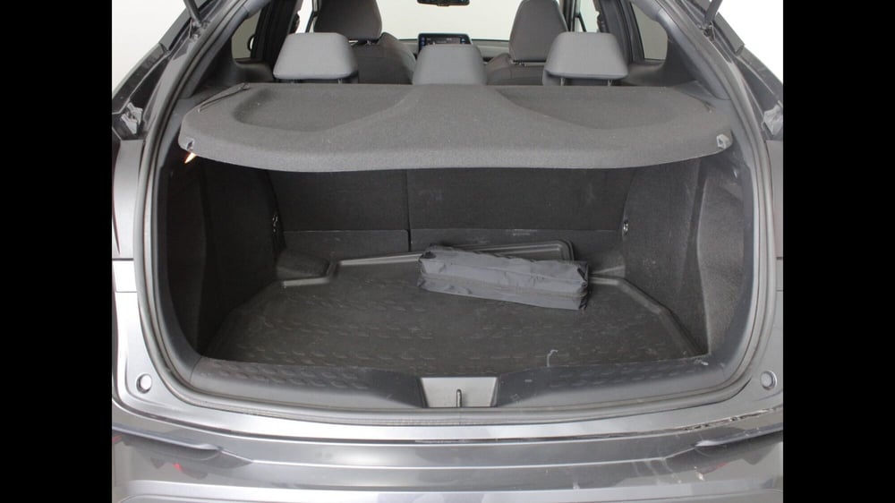 Toyota Toyota C-HR usata a Palermo (11)
