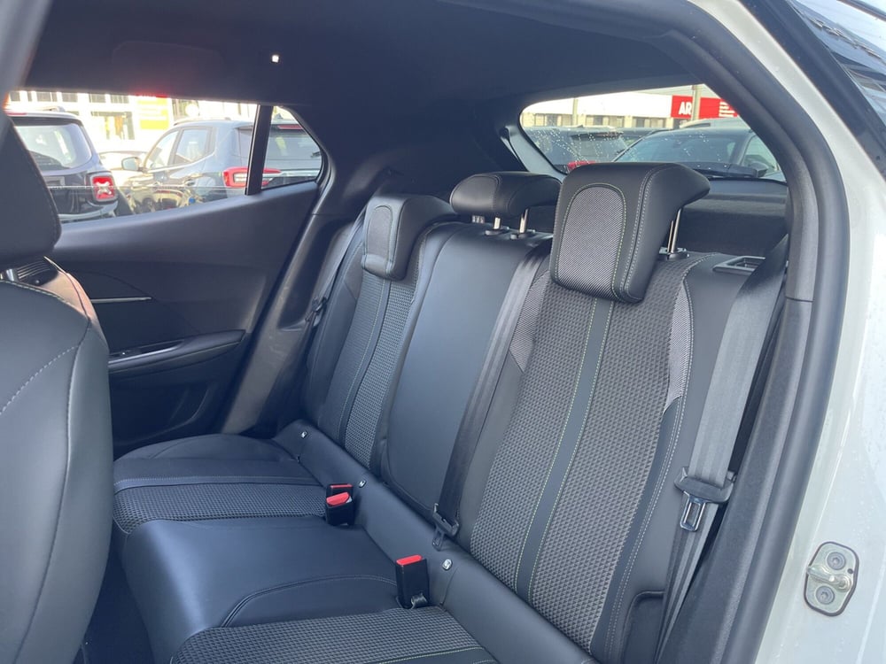 Peugeot 2008 usata a Parma (11)