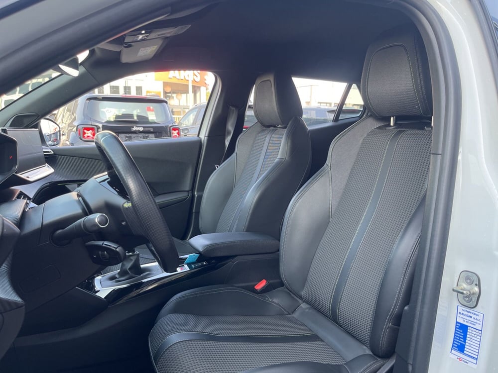 Peugeot 2008 usata a Parma (9)