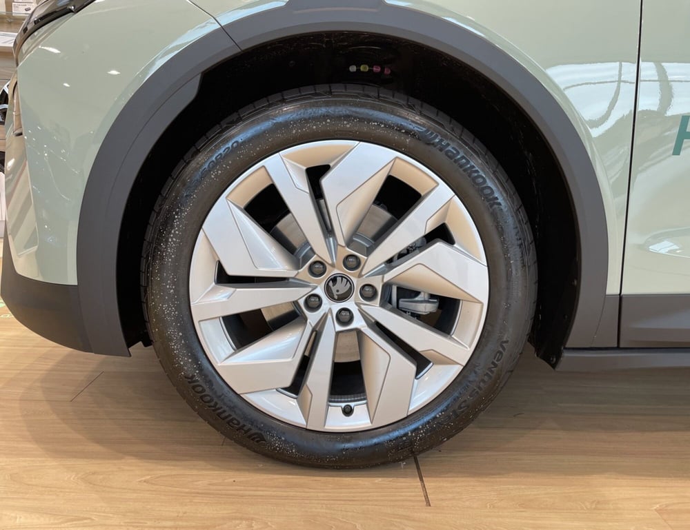 Skoda Elroq nuova a Varese (7)