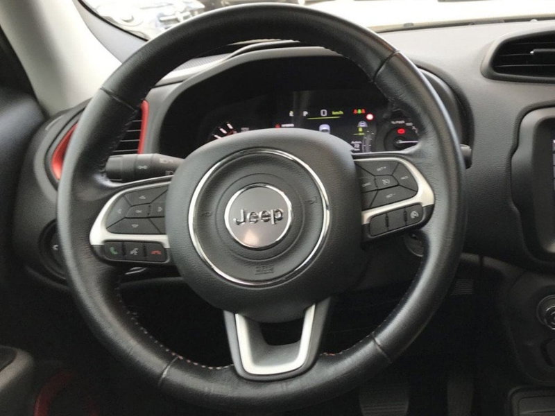 Jeep Renegade usata a Salerno (19)