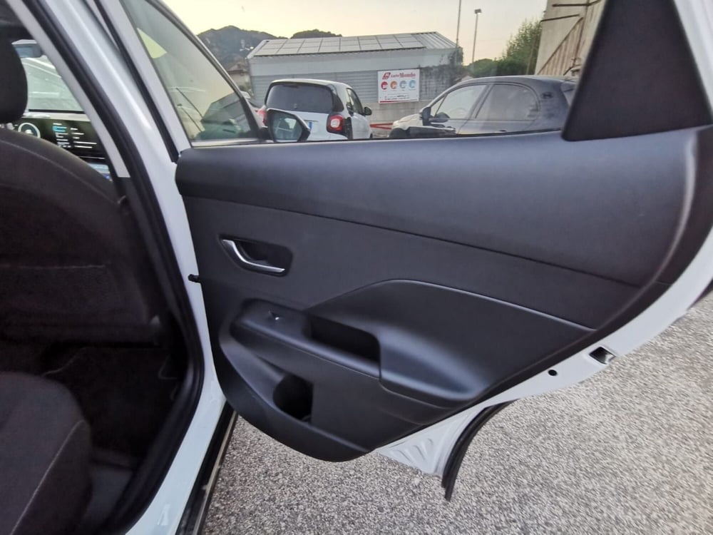 Hyundai Kona usata a Salerno (15)