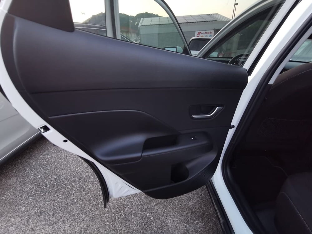 Hyundai Kona usata a Salerno (17)