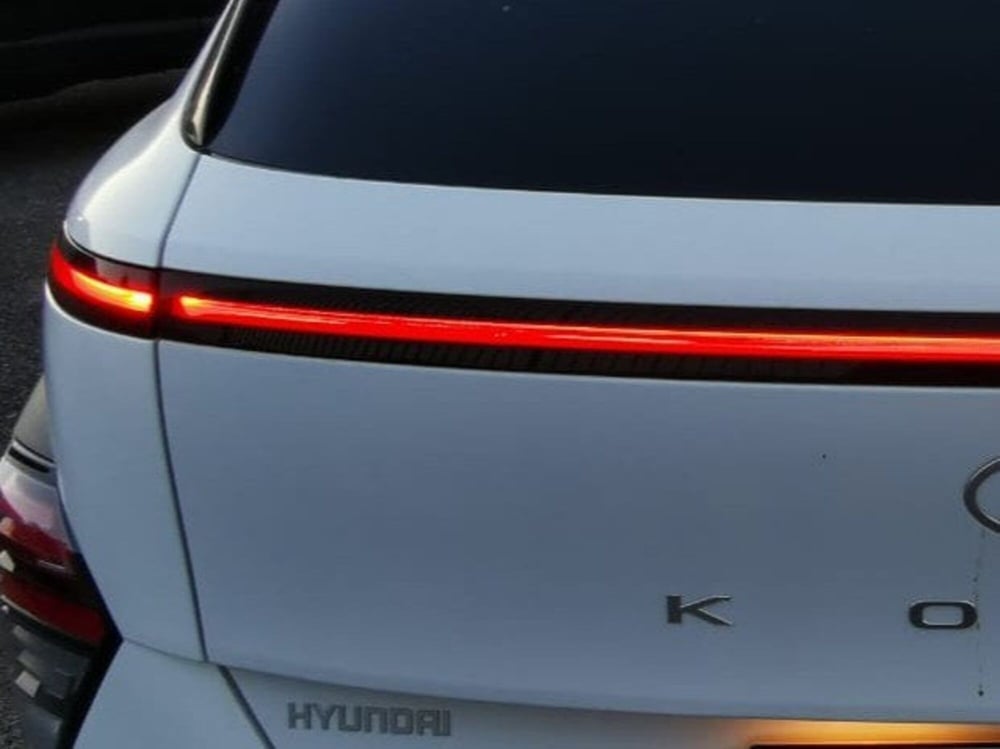 Hyundai Kona usata a Salerno (18)