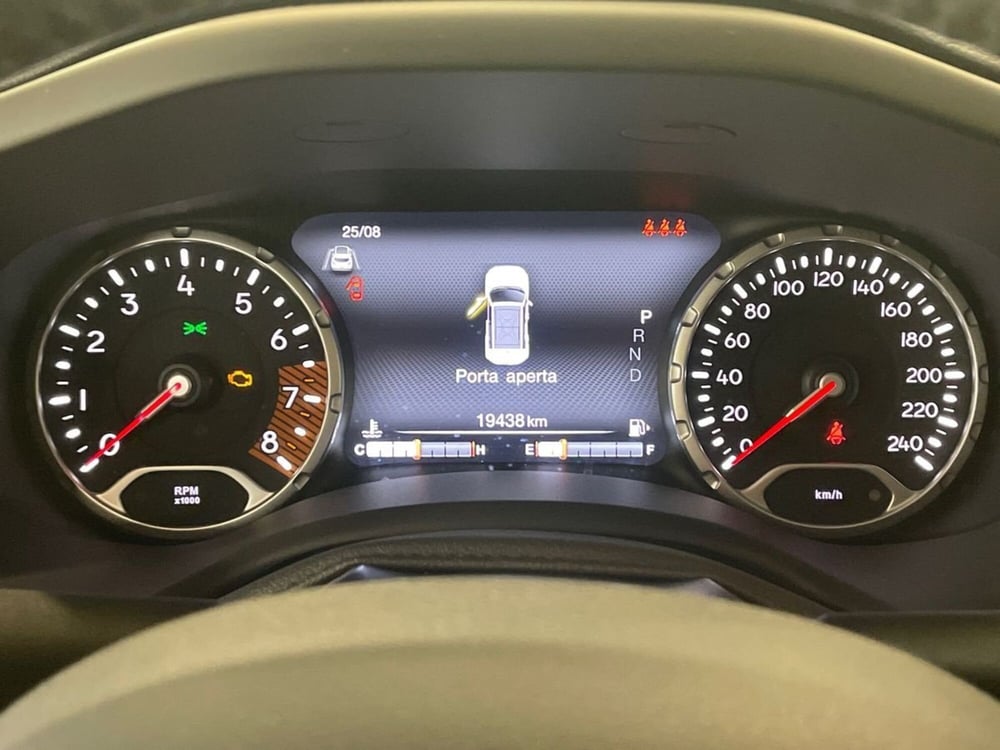 Jeep Renegade usata a Prato (13)