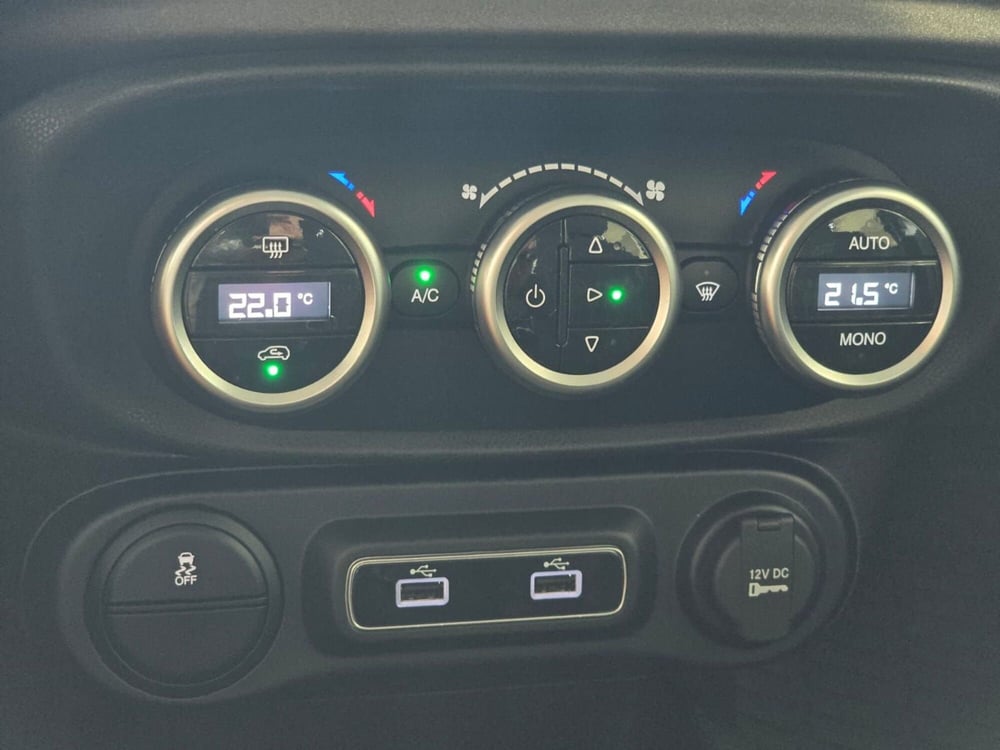 Fiat 500L usata a Rimini (15)