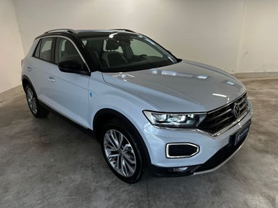 Volkswagen T-Roc 1.5 TSI ACT Advanced BlueMotion Technology del 2020 usata a Avezzano