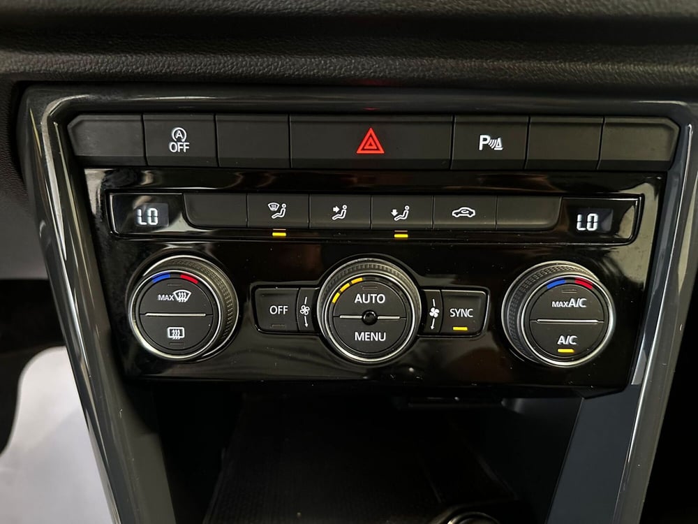 Volkswagen T-Roc usata a L'Aquila (17)