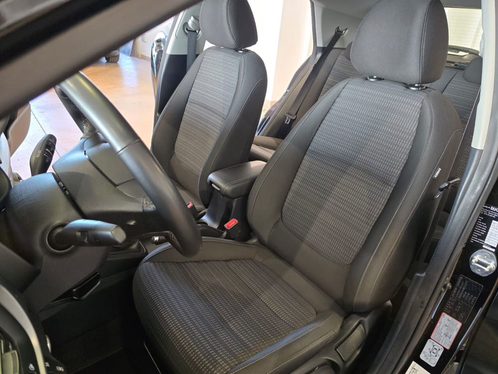 Kia Stonic usata a Rimini (15)