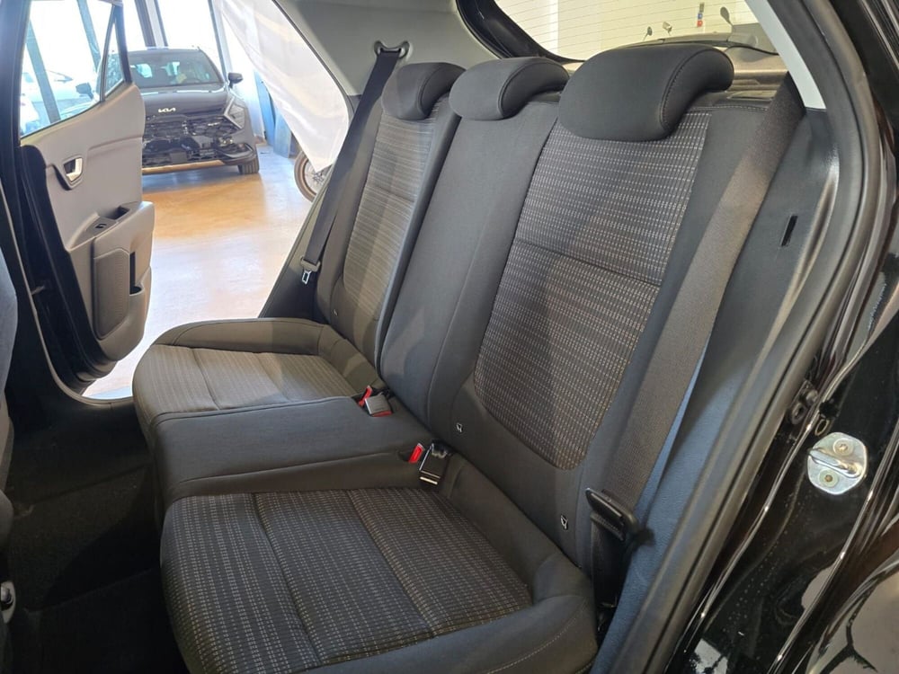 Kia Stonic usata a Rimini (16)