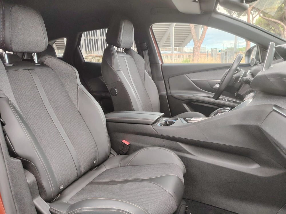 Peugeot 3008 usata a Massa-Carrara (5)