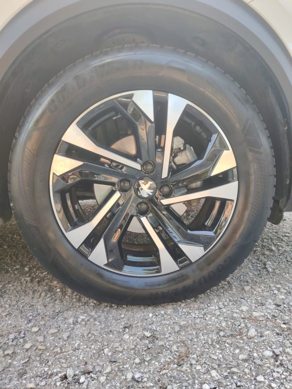 Peugeot 2008 usata a Massa-Carrara (15)