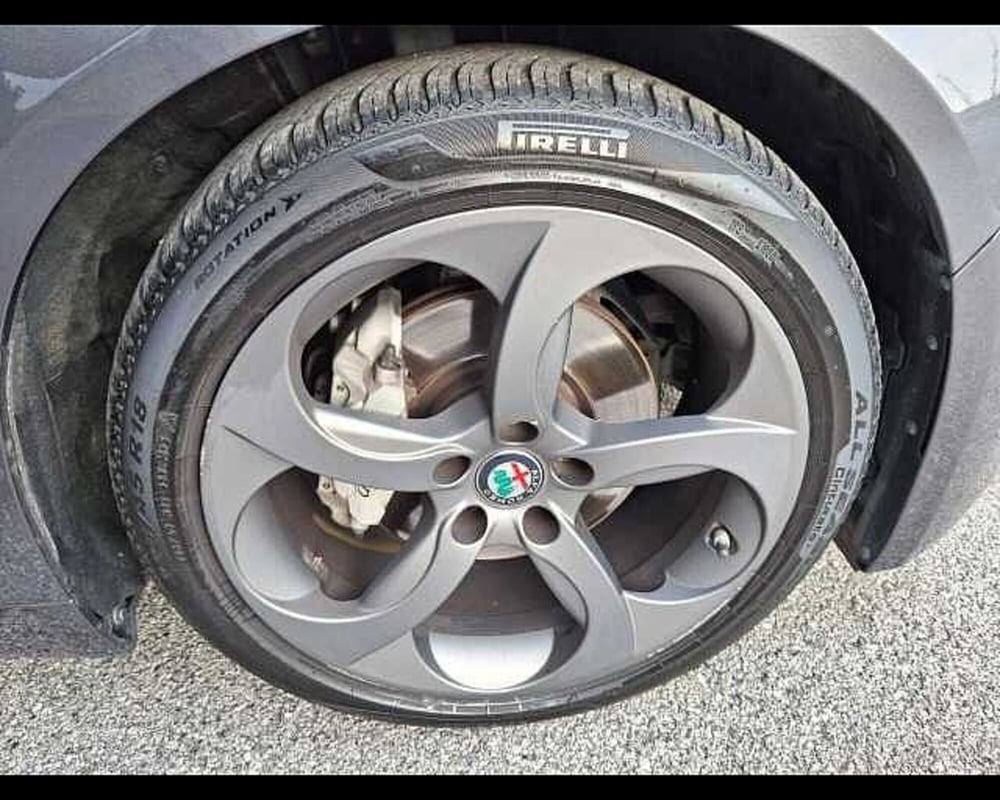 Alfa Romeo Giulia usata a Venezia (15)
