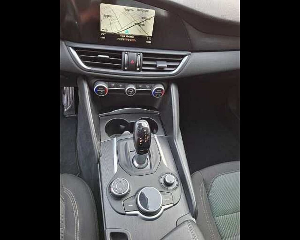 Alfa Romeo Giulia usata a Venezia (16)